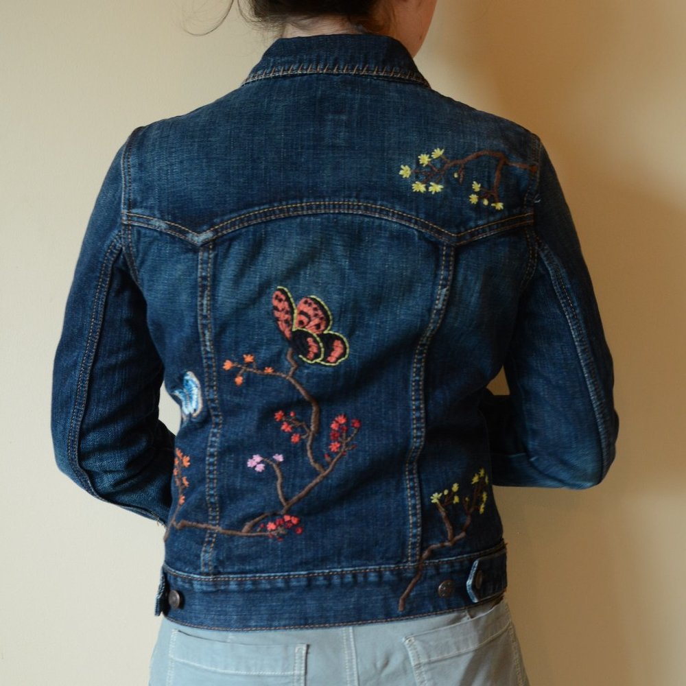 Denim Jacket Embroidered Gap Size XS